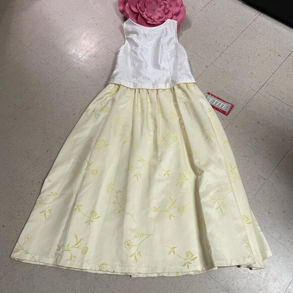 NWT VTG PAPELL BOUTIQUE Evening White/Yellow Formal Gown Floral - Picture 2 of 16